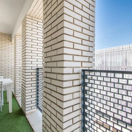 Cosy T2 De 50 M² Centre-Ville Avec Garage & Balcon ナント エクステリア 写真