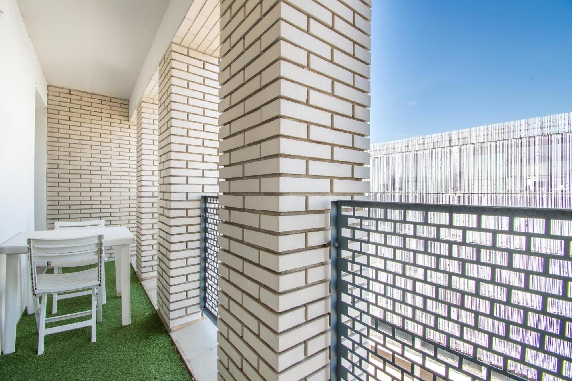 Cosy T2 De 50 M² Centre-Ville Avec Garage & Balcon ナント エクステリア 写真